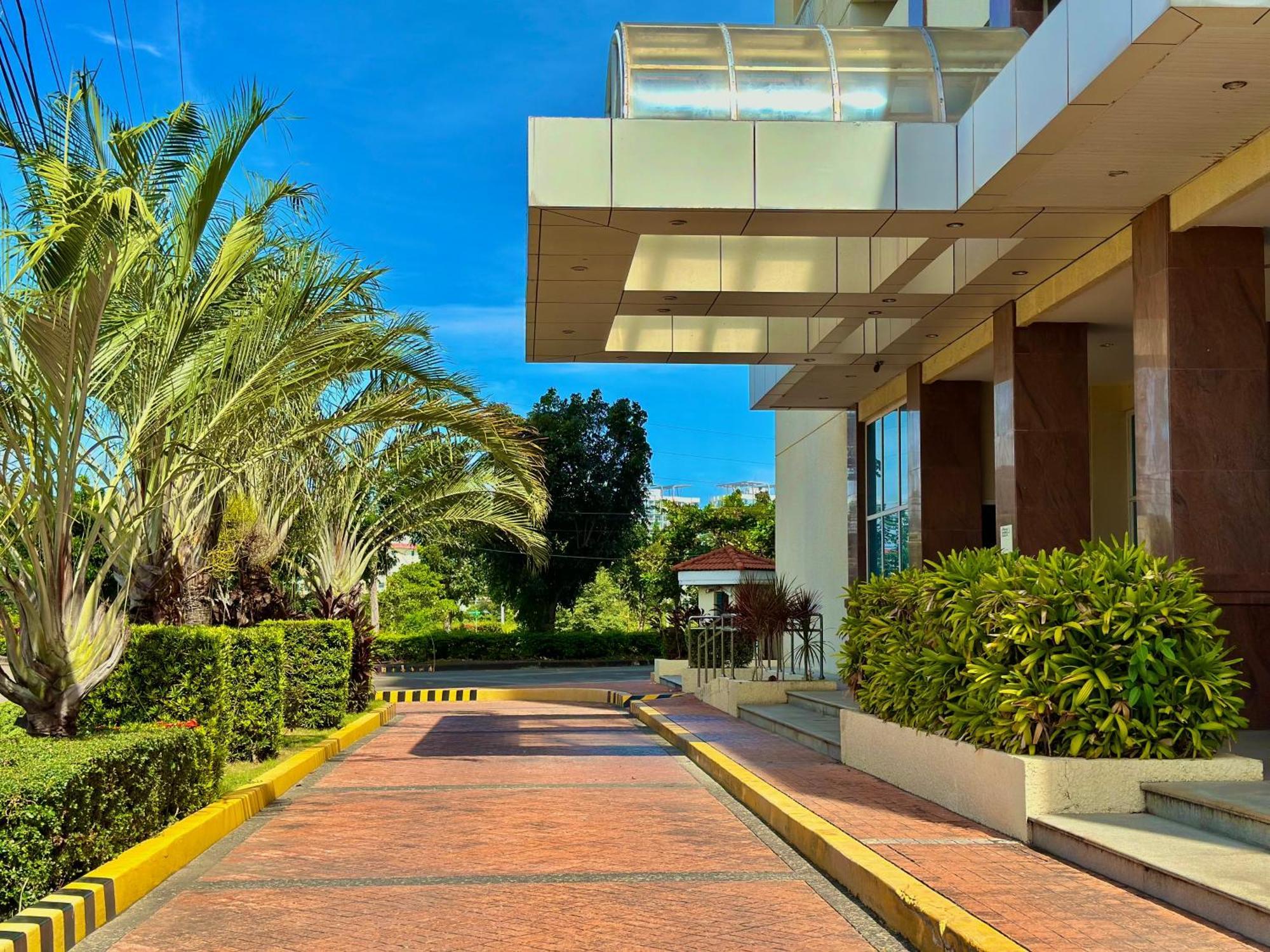 Sophisticated Oceanview Studio In La Mirada Leilighet Lapu-Lapu City Eksteriør bilde